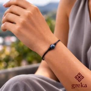 Pulsera de piel con perla morada
